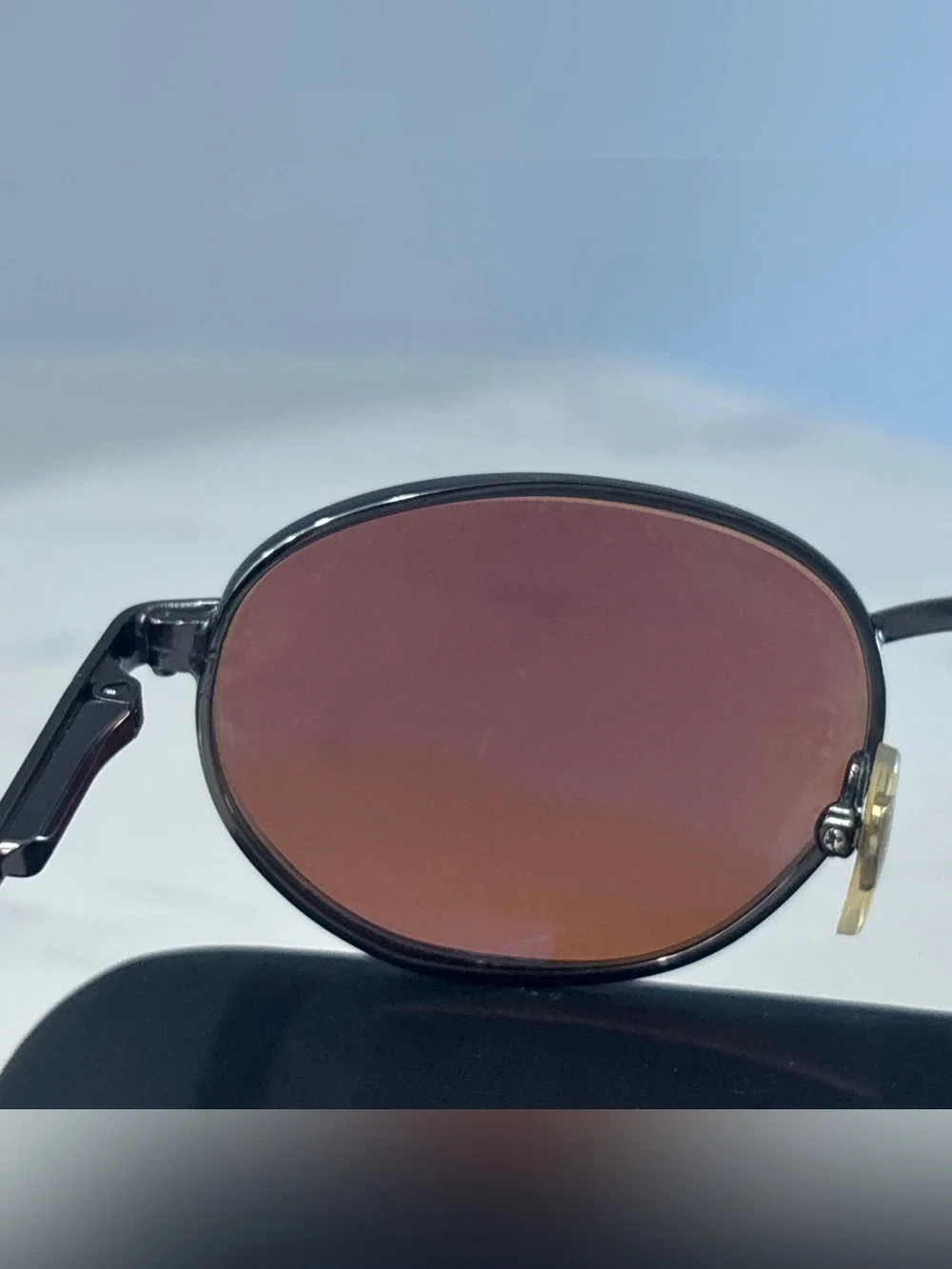 Vintage Serengeti 6536 Sunglasses Japan Photochromic Glass Oval 90s⁠
